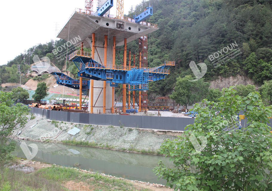 Tour de câble à colonne unique Underslung forme Traveler