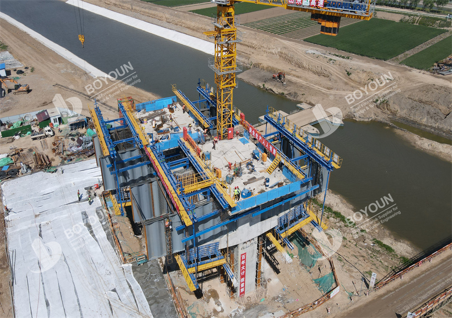 Voyageur de forme asynchrone