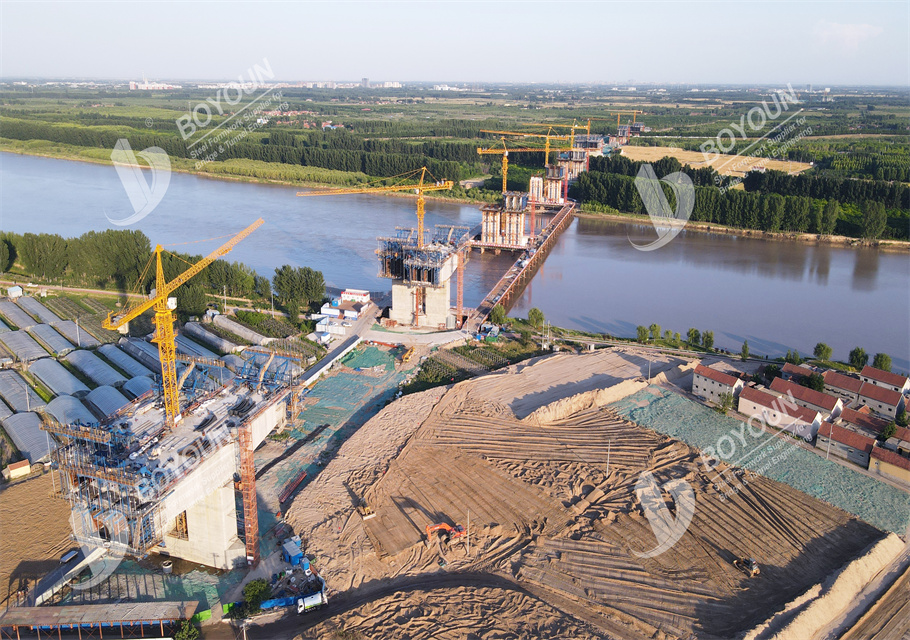 Voyageur de forme de porte-à-faux avec l’envergure principale 150-200 mètres