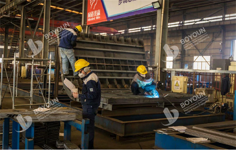 Quand les ponts doivent-ils utiliser des soudures de première classe?