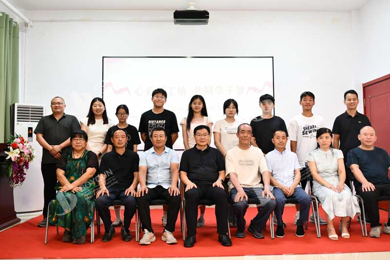 Conclusion réussie de la 5e cérémonie de remise des bourses d’études de Boyoun pour les enfants des employés