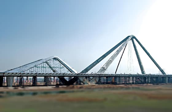 Pont en arc d’acier